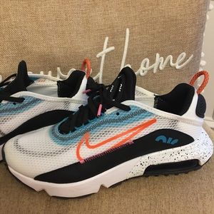 Nike AirMax 2090 size 6y
